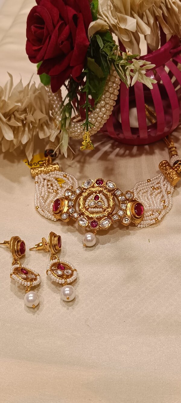 GOLDEN RUBY CHOKAR SET