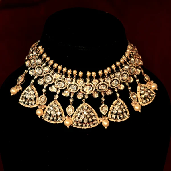 CHOKAR WITH HAAR PATTERN RAJASTHANI SET